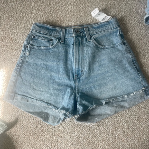 Pants - Abercrombie curve love mom short high rise